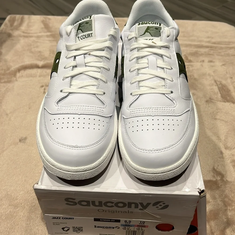 Saucony Jazz Court White Black shoes S70555-5 Size 8.5 - Picture 1 of 8